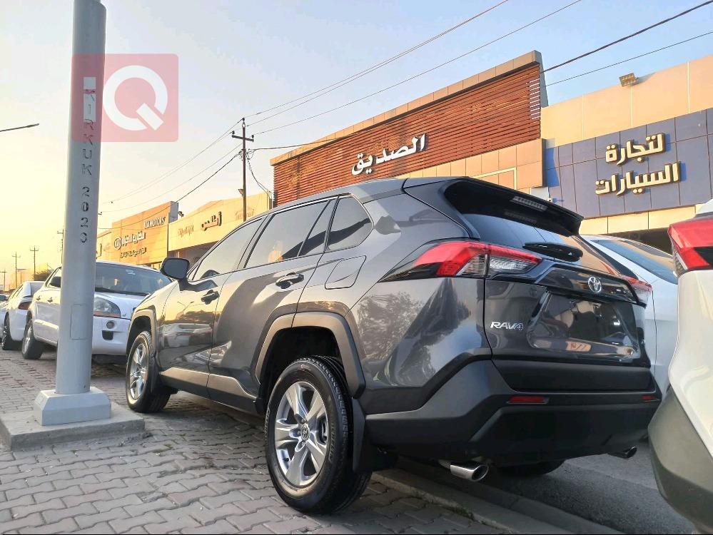 تويوتا راف 4